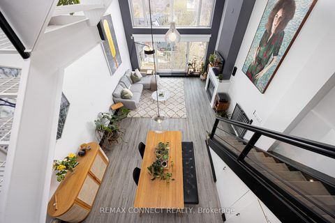 Photo 4 at 4 - 517 Kingston Road, The Beaches, Toronto