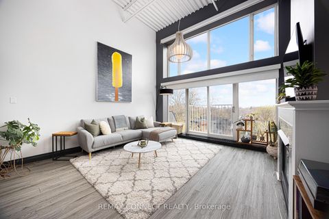 Photo 9 at 4 - 517 Kingston Road, The Beaches, Toronto
