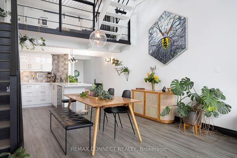Photo 14 at 4 - 517 Kingston Road, The Beaches, Toronto