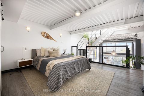 Photo 24 at 4 - 517 Kingston Road, The Beaches, Toronto