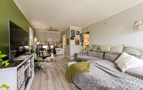 Photo 6 at 226 Bicknell Avenue, Eglinton West, Toronto