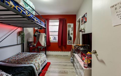 Photo 9 at 226 Bicknell Avenue, Eglinton West, Toronto