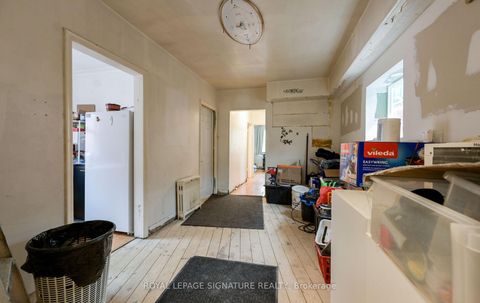 Photo 18 at 226 Bicknell Avenue, Eglinton West, Toronto