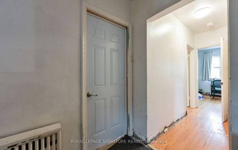 Photo 20 at 226 Bicknell Avenue, Eglinton West, Toronto