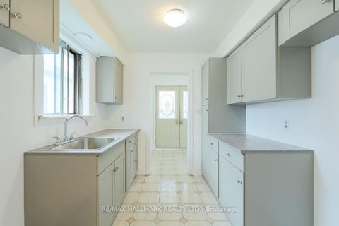 Photo 7 at 767 Midland Avenue, Kennedy Park, Toronto