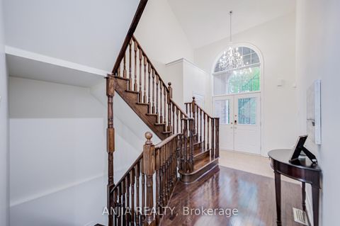 Photo 2 at 186 Ascalon Drive, Patterson, Vaughan