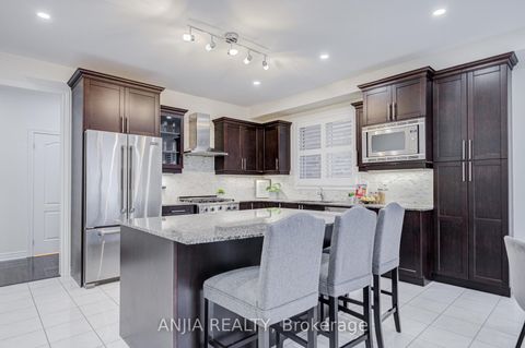Photo 15 at 186 Ascalon Drive, Patterson, Vaughan