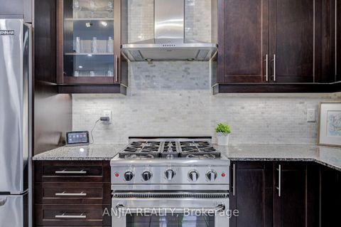 Photo 19 at 186 Ascalon Drive, Patterson, Vaughan