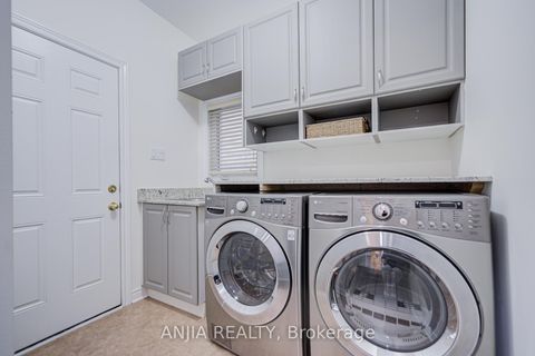 Photo 25 at 186 Ascalon Drive, Patterson, Vaughan