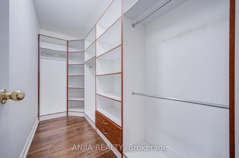 Photo 34 at 186 Ascalon Drive, Patterson, Vaughan