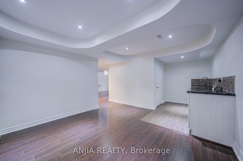 Photo 39 at 186 Ascalon Drive, Patterson, Vaughan