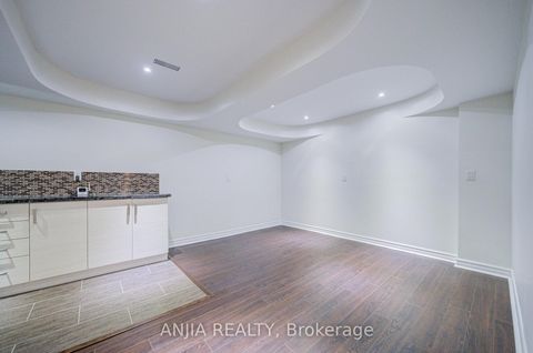 Photo 41 at 186 Ascalon Drive, Patterson, Vaughan