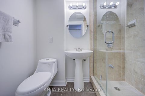 Photo 42 at 186 Ascalon Drive, Patterson, Vaughan