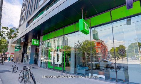 Photo 3 at 917 - 297 College Street, Chinatown, Toronto