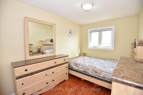 Photo 25 at 10 Gramercy Square, Rouge E11, Toronto