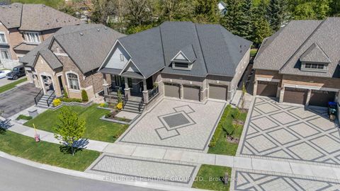 Photo 1 at 18 Mumberson Street, Cookstown, Innisfil