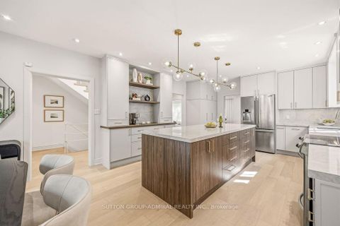 Photo 13 at 254 Forest Hill Road, Forest Hill South, Toronto