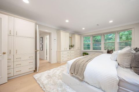 Photo 26 at 254 Forest Hill Road, Forest Hill South, Toronto