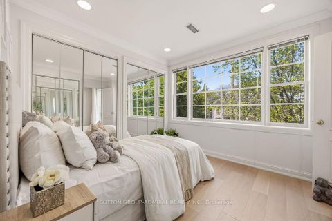 Photo 30 at 254 Forest Hill Road, Forest Hill South, Toronto