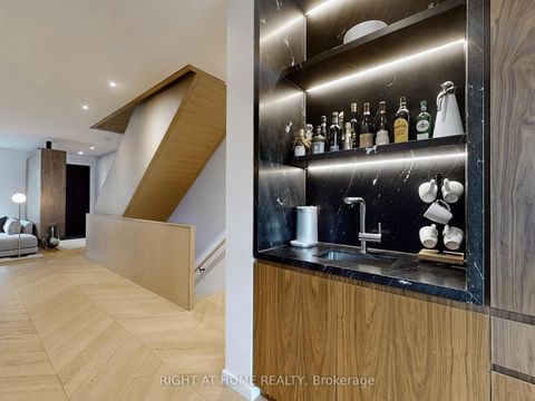 Photo 9 at 15 Durie Street E, Swansea, Toronto