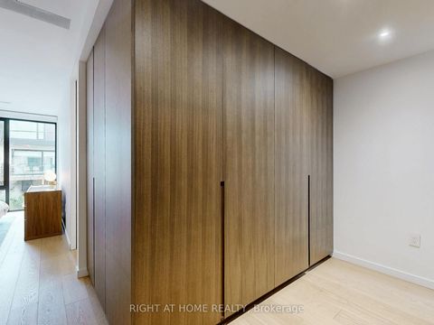 Photo 12 at 15 Durie Street E, Swansea, Toronto