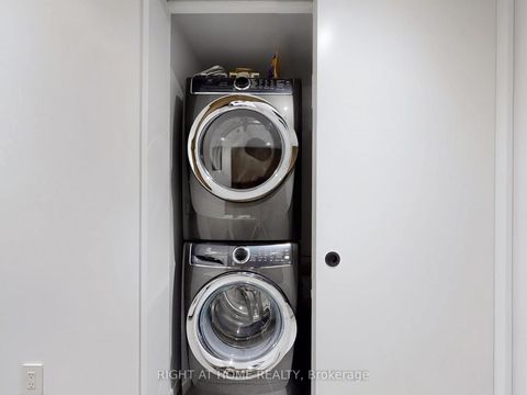 Photo 39 at 15 Durie Street E, Swansea, Toronto