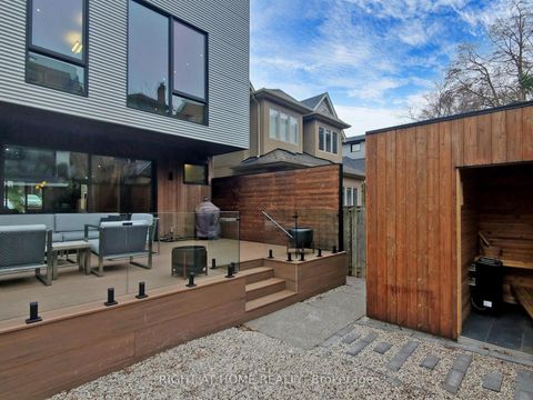 Photo 42 at 15 Durie Street E, Swansea, Toronto