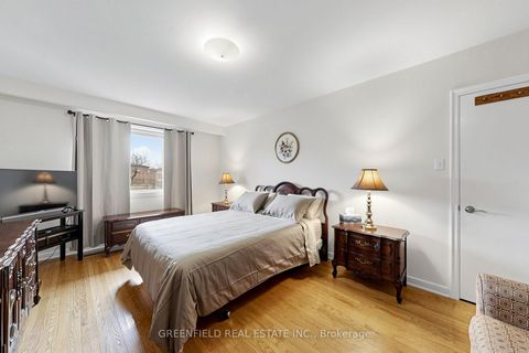 Photo 9 at 87 Mulholland Avenue, Glen Park, Toronto