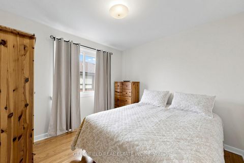Photo 13 at 87 Mulholland Avenue, Glen Park, Toronto