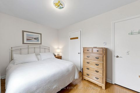 Photo 16 at 87 Mulholland Avenue, Glen Park, Toronto