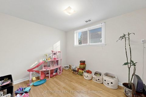 Photo 34 at 87 Mulholland Avenue, Glen Park, Toronto