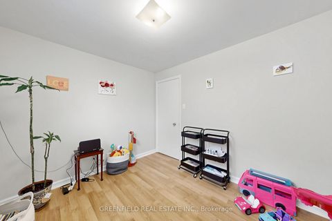 Photo 36 at 87 Mulholland Avenue, Glen Park, Toronto