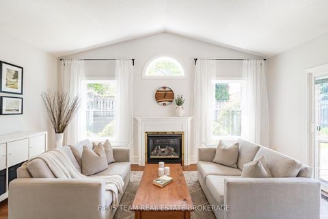 Photo 14 at 23 Bluewater Trail, Bayshore, Barrie