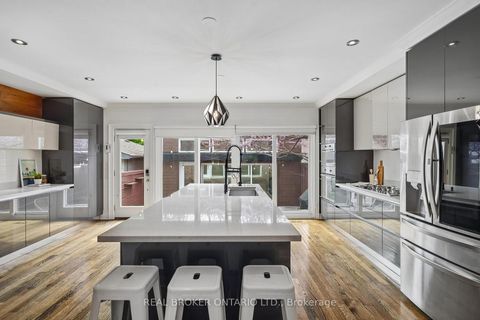 Photo 11 at 20 Brookmount Road, The Beaches, Toronto