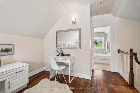 Photo 15 at 20 Brookmount Road, The Beaches, Toronto