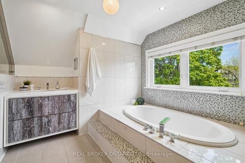 Photo 17 at 20 Brookmount Road, The Beaches, Toronto