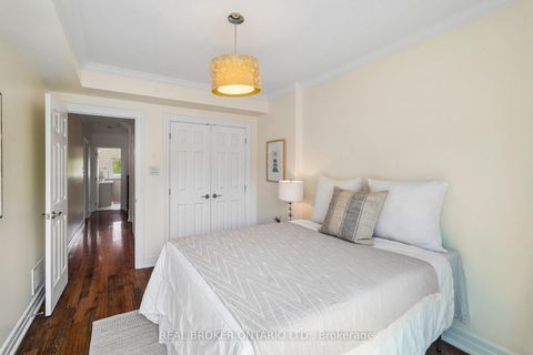 Photo 23 at 20 Brookmount Road, The Beaches, Toronto