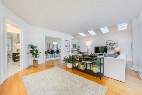 Photo 5 at 21 Cross Street, Weston, Toronto