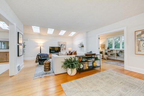 Photo 6 at 21 Cross Street, Weston, Toronto