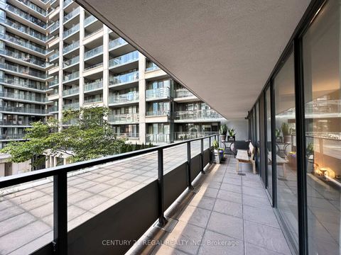 Photo 3 at 533 - 111 Elizabeth Street, Bay Street Corridor, Toronto