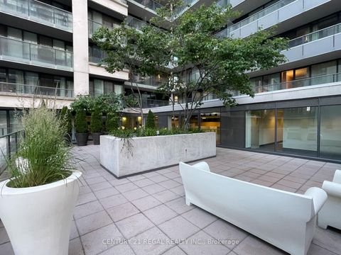 Photo 17 at 533 - 111 Elizabeth Street, Bay Street Corridor, Toronto