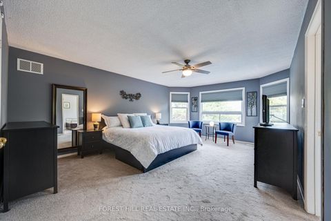 Photo 19 at 4 Milgate Place, Aurora Highlands, Aurora