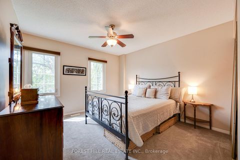 Photo 24 at 4 Milgate Place, Aurora Highlands, Aurora