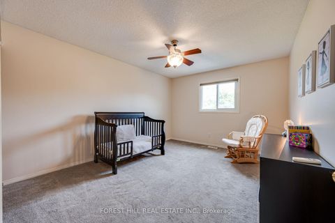 Photo 25 at 4 Milgate Place, Aurora Highlands, Aurora
