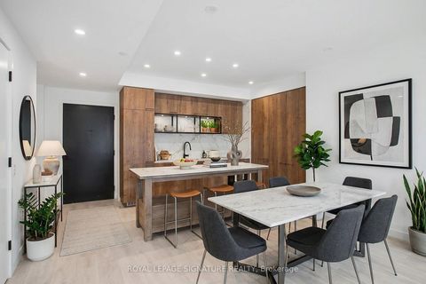 Photo 4 at 725 - 505 Richmond Street W, Waterfront Communities C1, Toronto