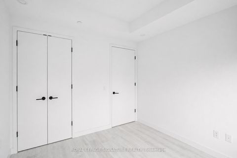 Photo 14 at 725 - 505 Richmond Street W, Waterfront Communities C1, Toronto