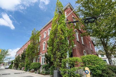 Photo 1 at 6 St Raymond Heights, Junction, Toronto