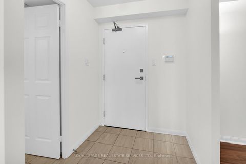 Photo 3 at 704 - 109 Front Street E, Waterfront Communities C8, Toronto