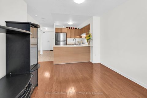 Photo 19 at 704 - 109 Front Street E, Waterfront Communities C8, Toronto