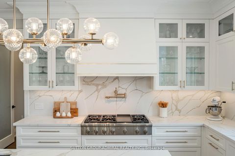 Photo 9 at 41 Elizabeth Drive, Nobleton, King